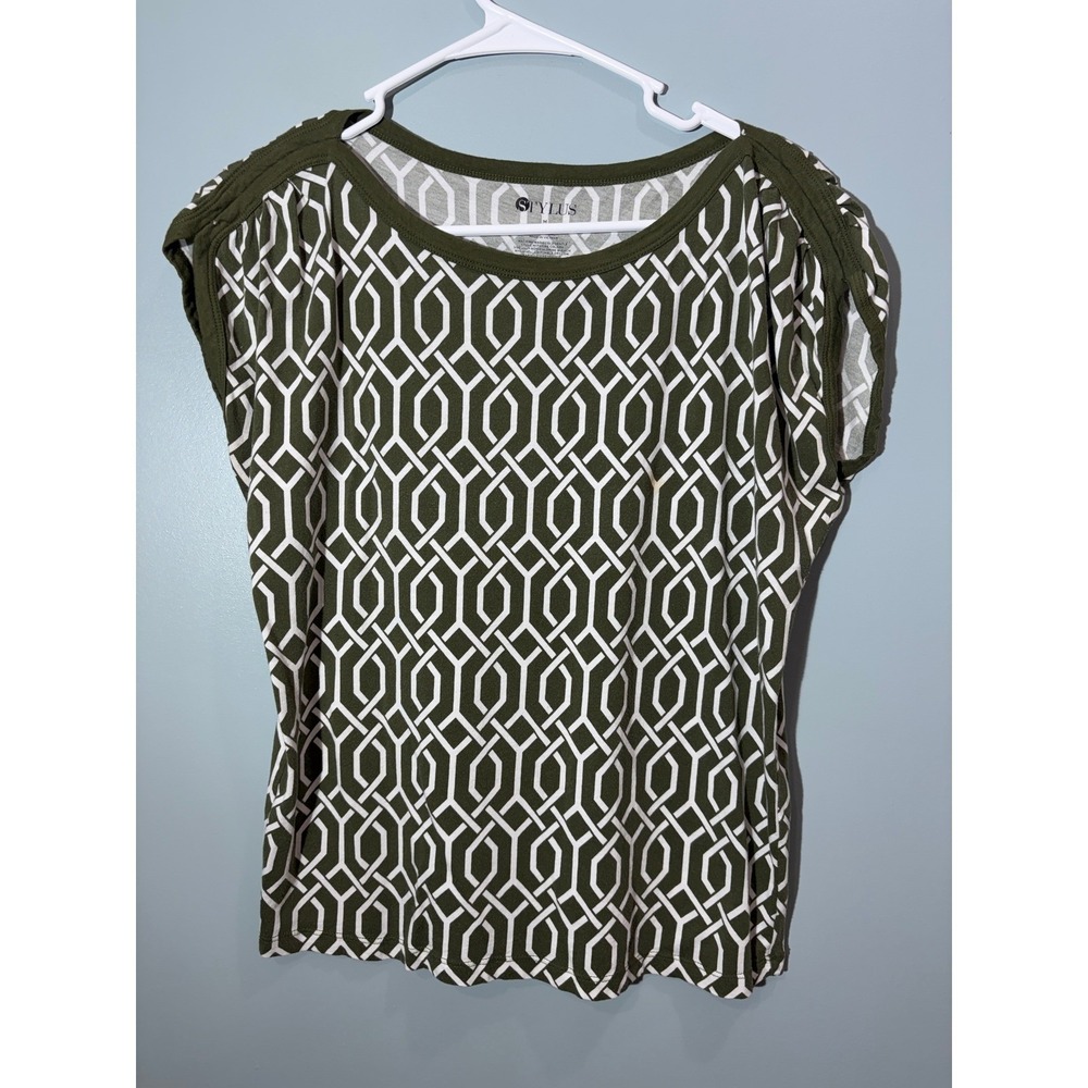 Stylus Womens Olive Green White Geometric Trellis Print Pleated Shoulder Top M